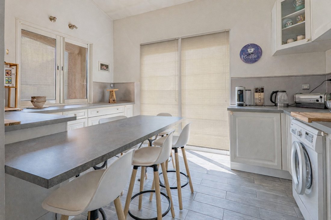 House in Saint-Paul-de-Vence, Provence-Alpes-Côte d'Azur, France 4 - 17393084
