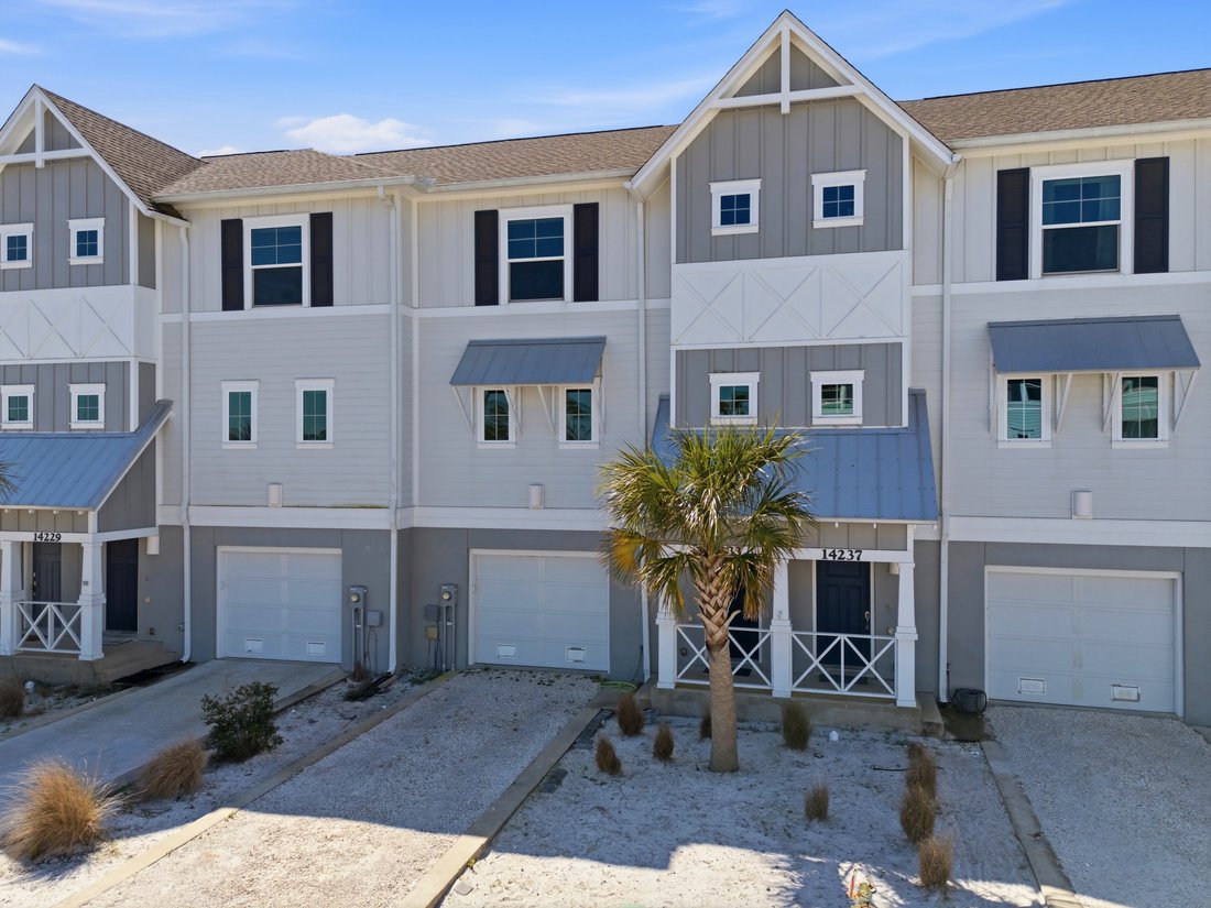House in Pensacola, Florida, United States 2 - 17736407