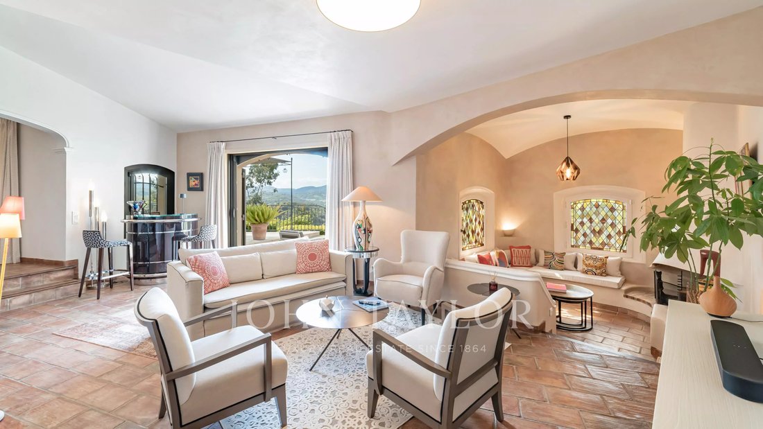House in Mandelieu-la-Napoule, Provence-Alpes-Côte d'Azur, France 5 - 17735899