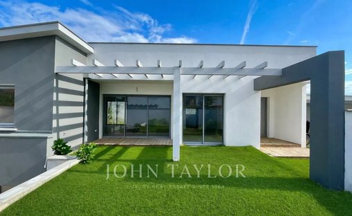 House in Anglet, Nouvelle-Aquitaine, France 1