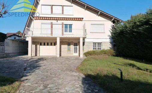 House in Mandres-les-Roses, Ile-de-France, France 1