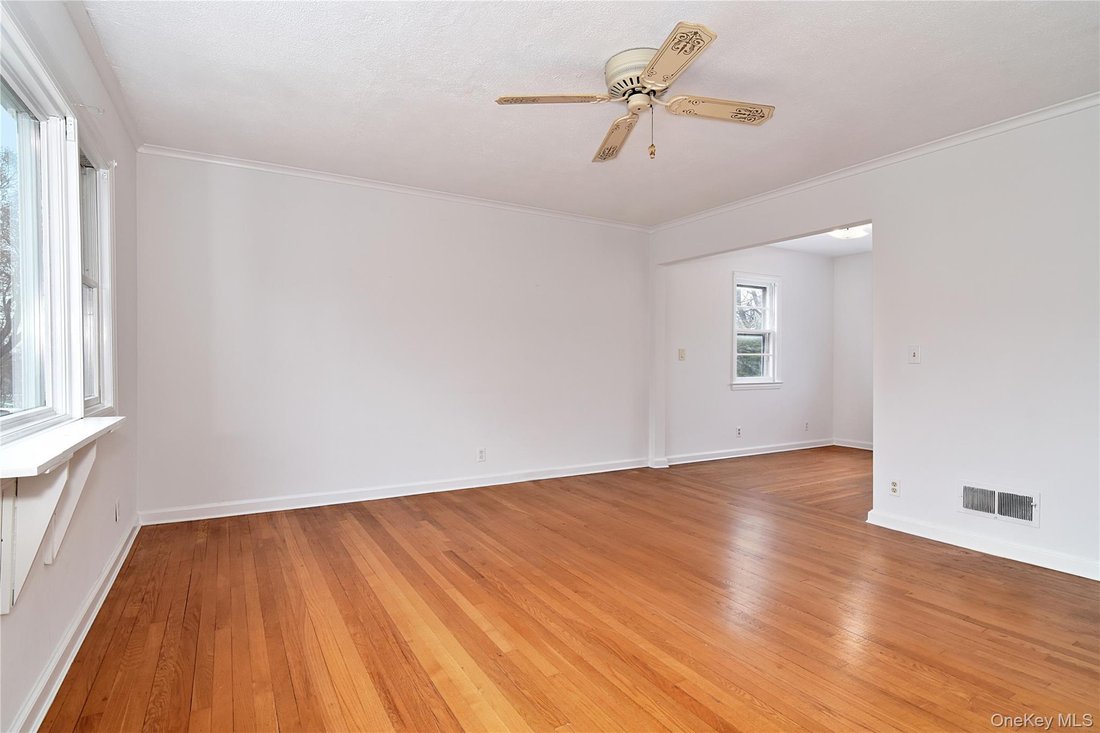 Apartment in Yonkers, New York, United States 5 - 17739604