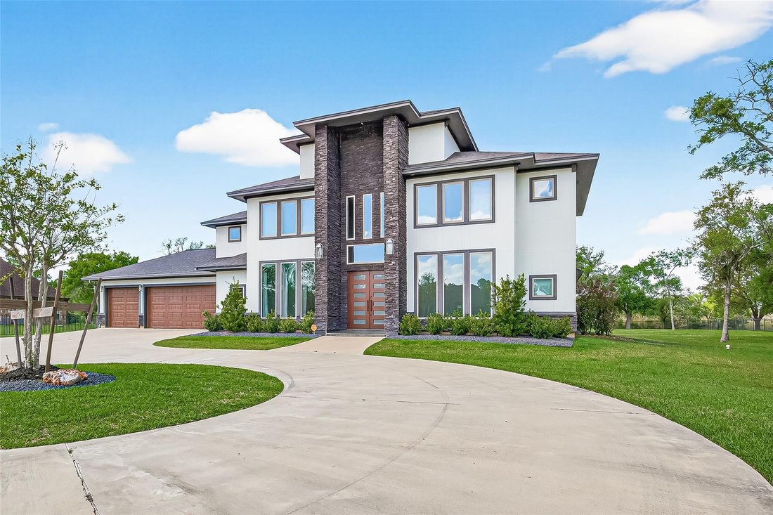 House in Angleton, Texas, United States 3 - 17738142