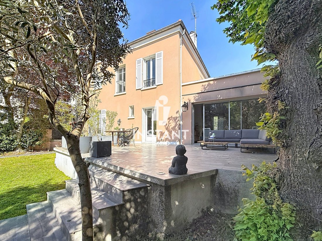 House in Ledru Rollin, Le Perreux-sur-Marne, France 1 - 17739785