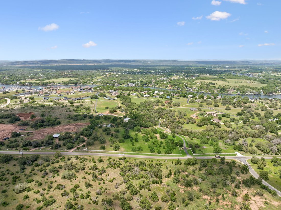 Farm Ranch in Kingsland, Texas, United States 3 - 17739098