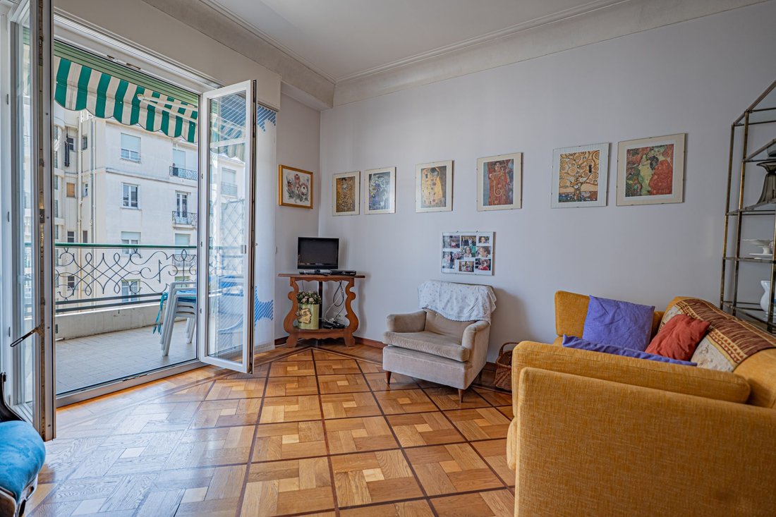 Apartamento en Niza, Provenza-Alpes-Costa Azul, Francia 5 - 17393030