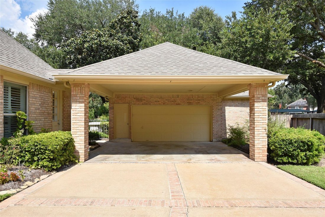 House in Sugar Land, Texas, United States 3 - 17738126