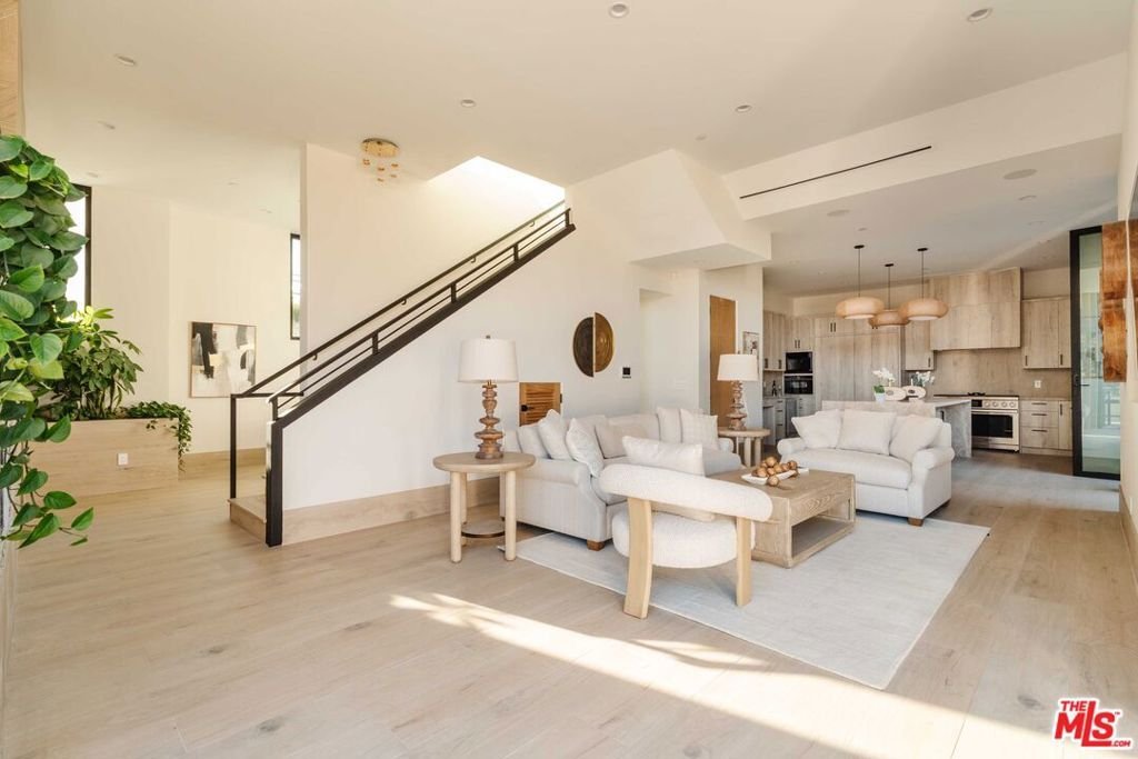 House in Los Angeles, California, United States 4 - 17737217