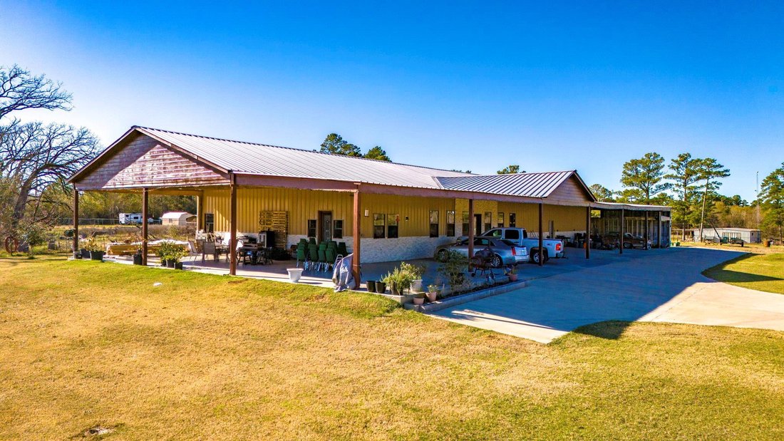 House in Oakhurst, Texas, United States 1 - 17738084