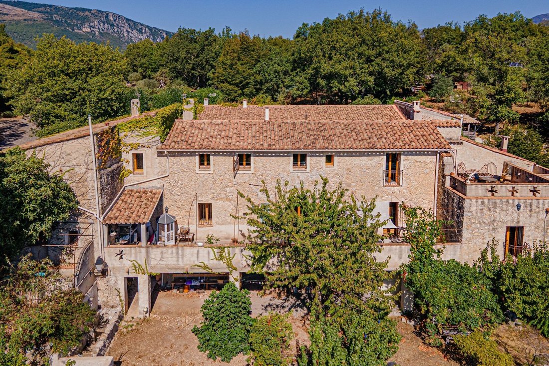 Country House in Nice, Provence-Alpes-Côte d'Azur, France 2 - 17439902