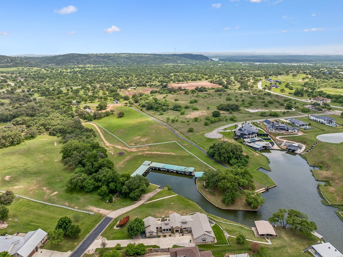 Farm Ranch in Kingsland, Texas, United States 5 - 17739098