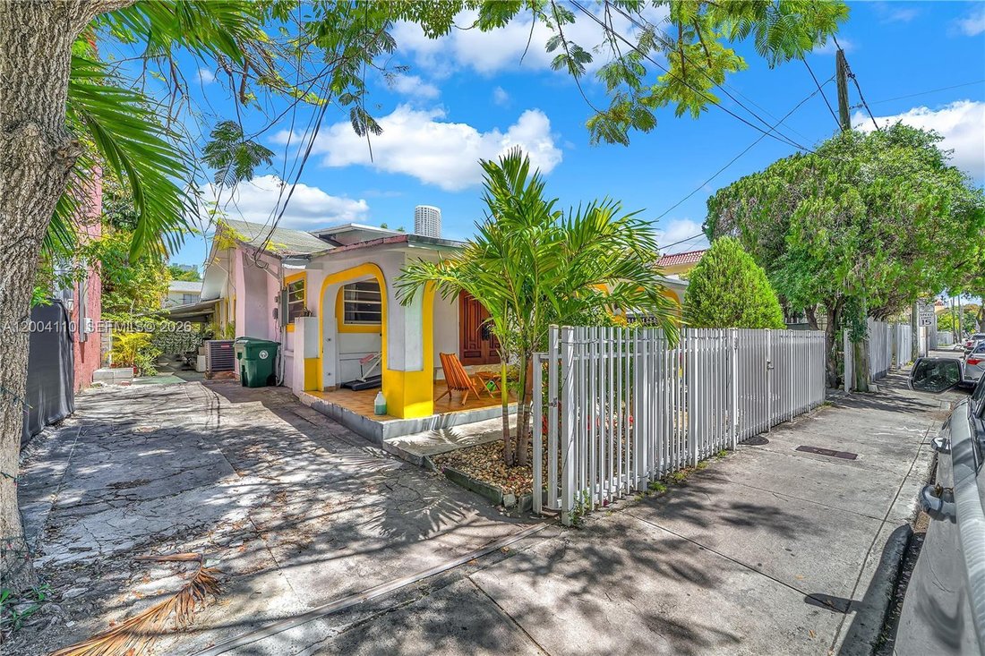 House in Miami, Florida, United States 1 - 17738098