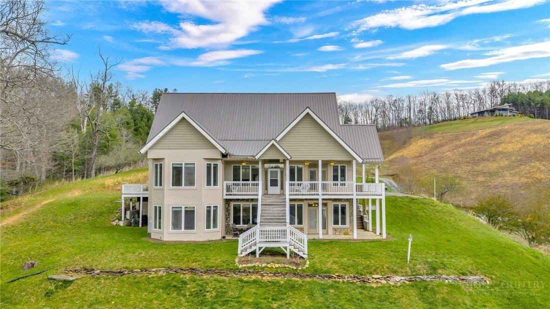 House in West Jefferson, North Carolina, United States 1 - 17737619