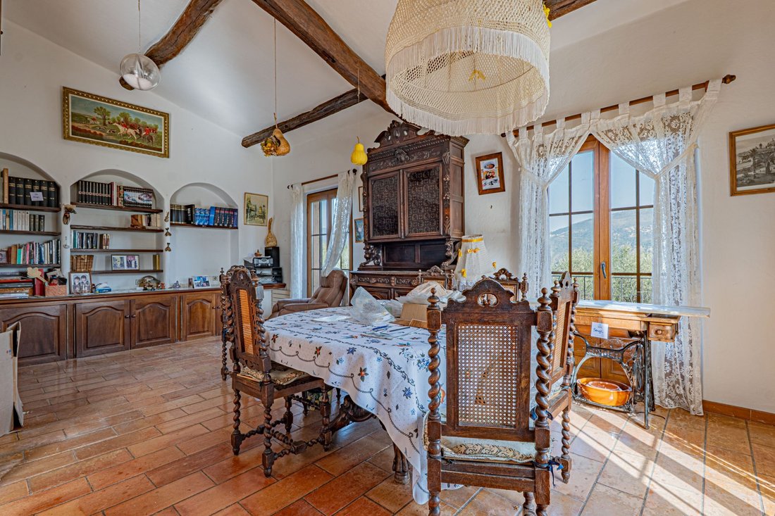 Villa in Gattières, Provence-Alpes-Côte d'Azur, France 5 - 17413095