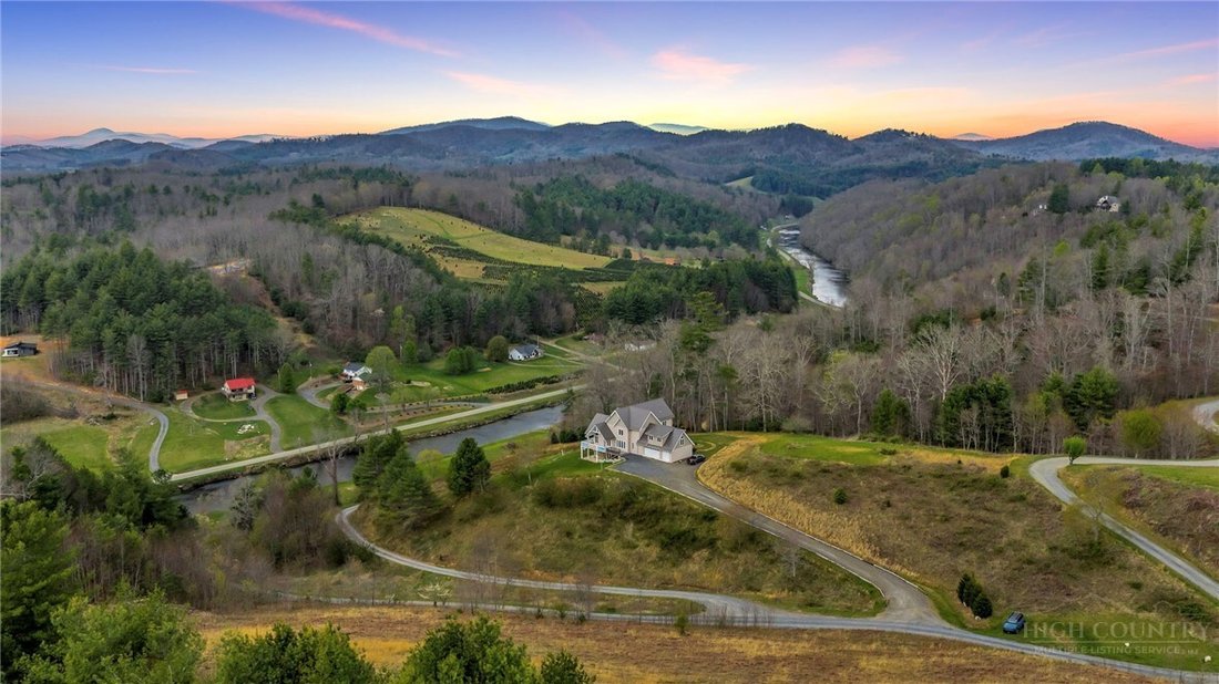 House in West Jefferson, North Carolina, United States 4 - 17737619
