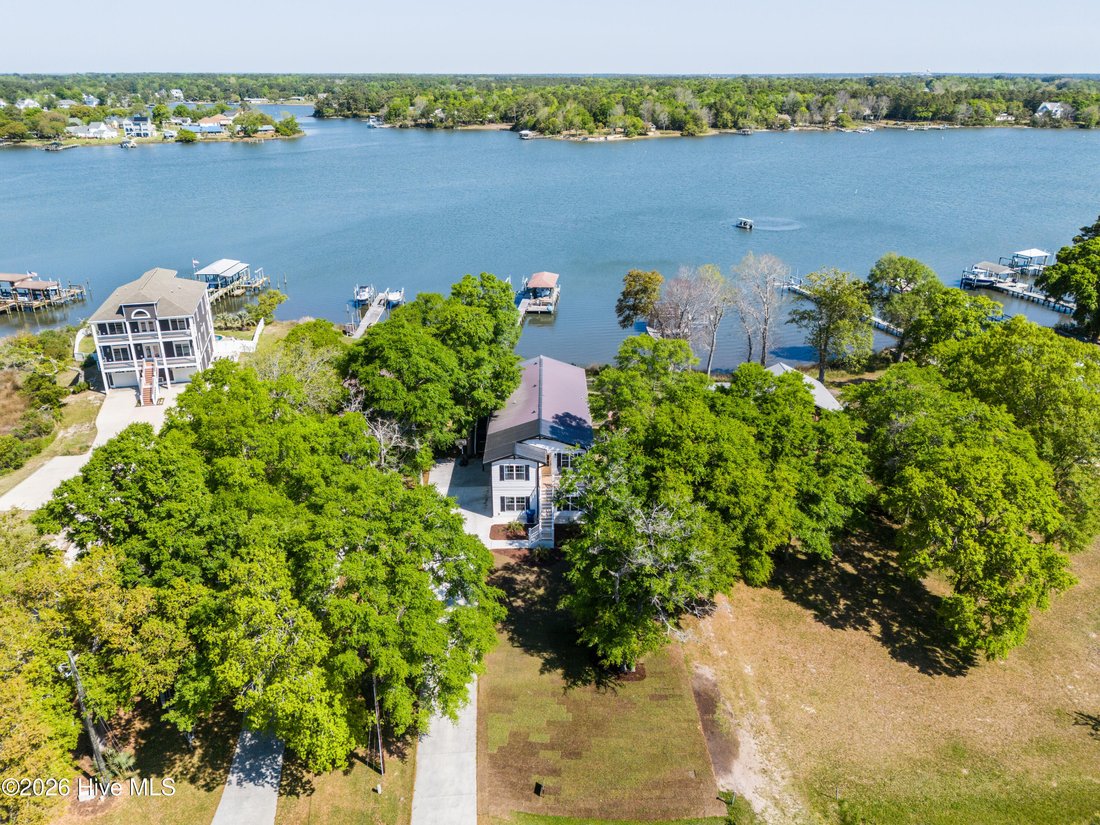 House in North Topsail Beach, North Carolina, United States 4 - 17738262