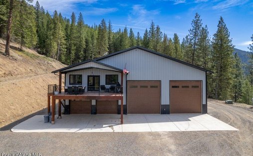 House in Pinehurst, Idaho, United States 1