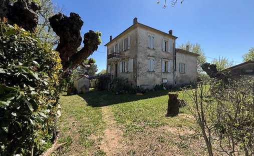 House in La Motte, Provence-Alpes-Côte d'Azur, France 1
