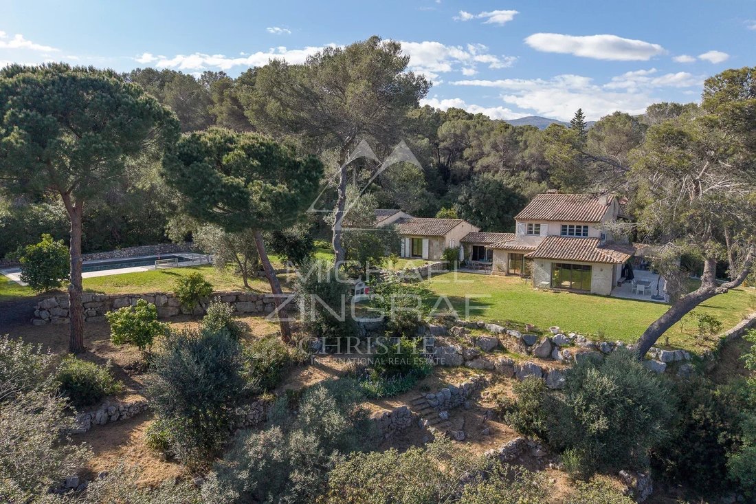 Villa a Quartiers Ouest Montgros-Montmeuille, La Colle-sur-Loup, Francia 2 - 17735562