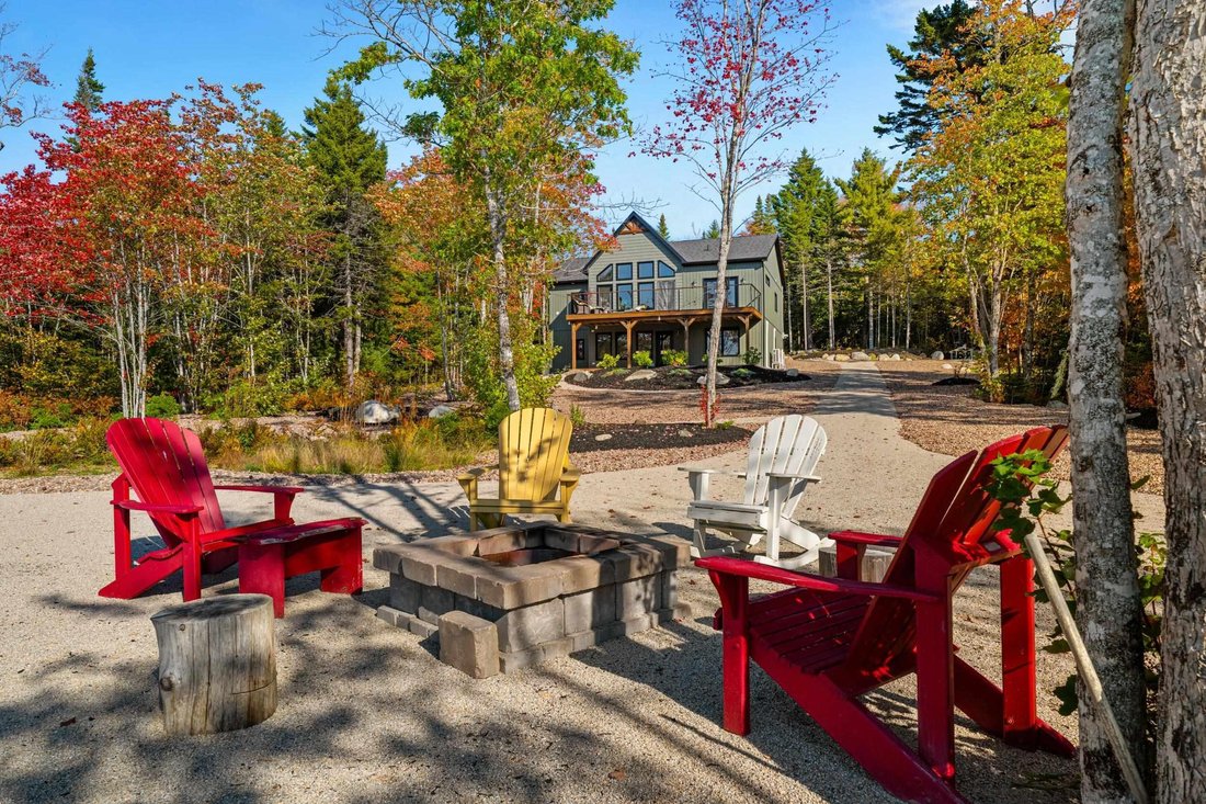 Maison à Lunenburg, Nouvelle-Écosse, Canada 1 - 17738877