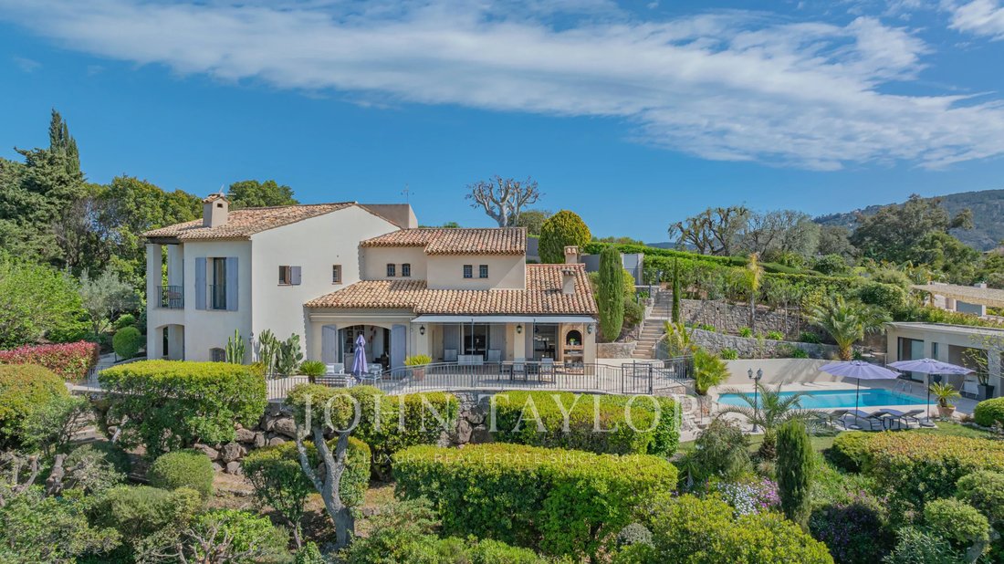House in Mandelieu-la-Napoule, Provence-Alpes-Côte d'Azur, France 1 - 17735899
