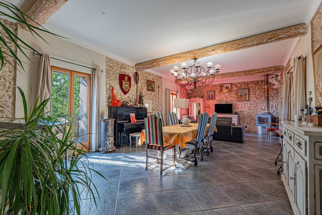 Country House in Nice, Provence-Alpes-Côte d'Azur, France 4 - 17439902