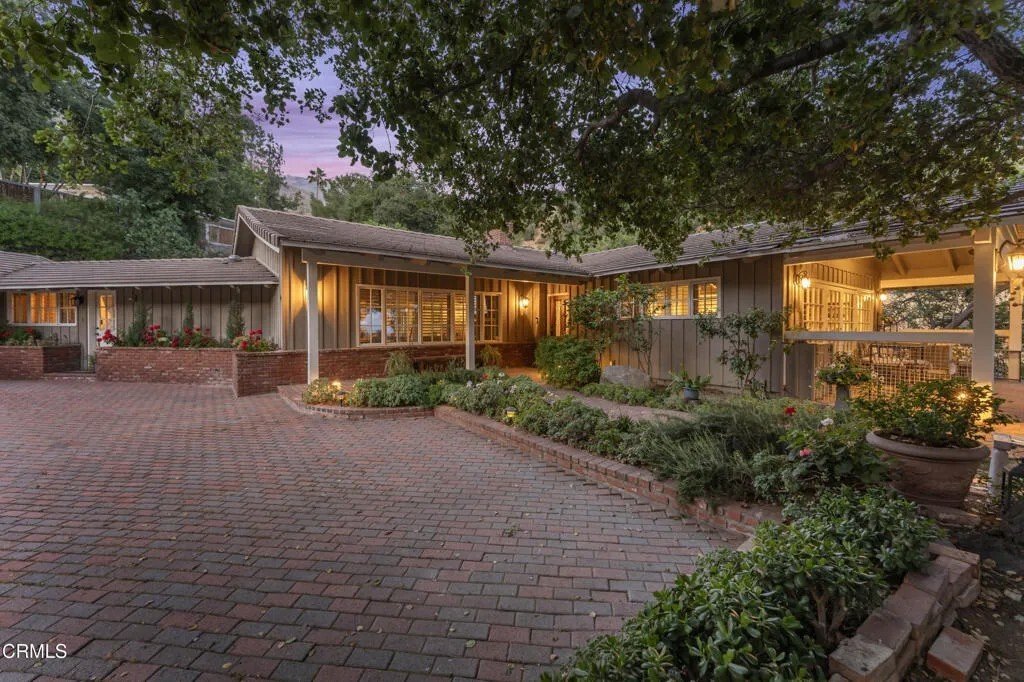 House in Altadena, California, United States 1 - 17737911