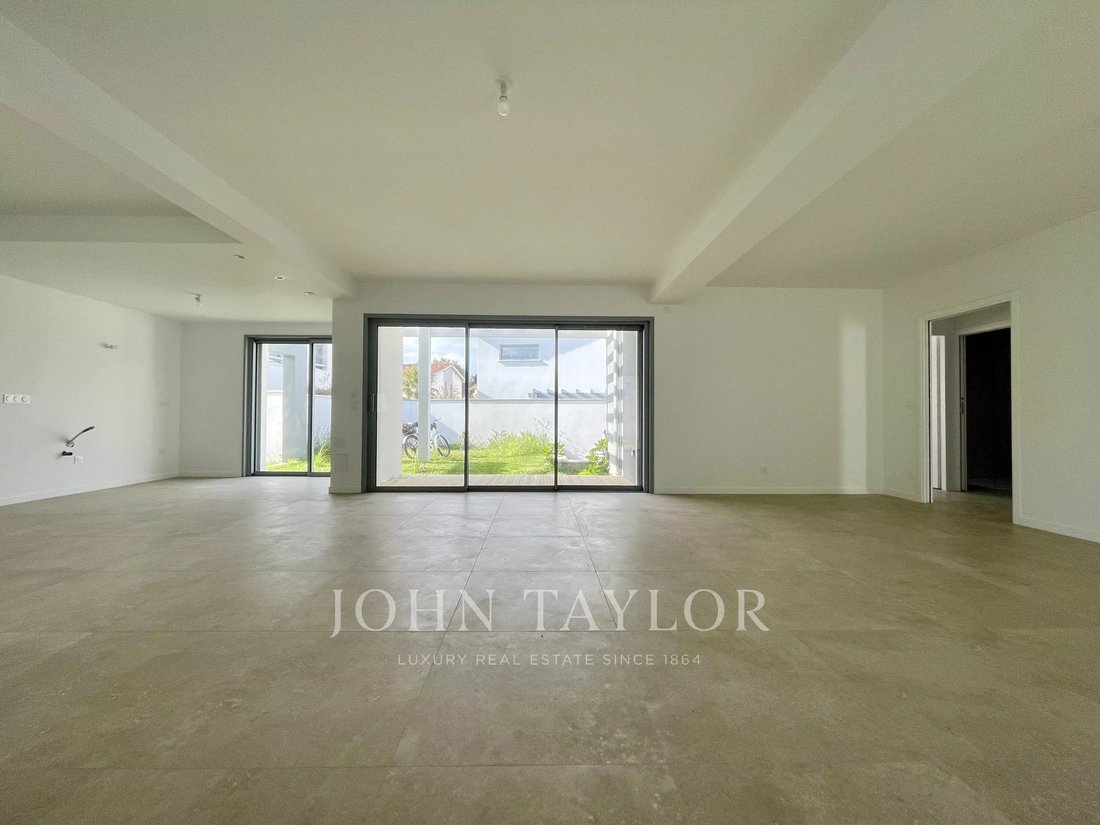 House in Anglet, Nouvelle-Aquitaine, France 3 - 17735897