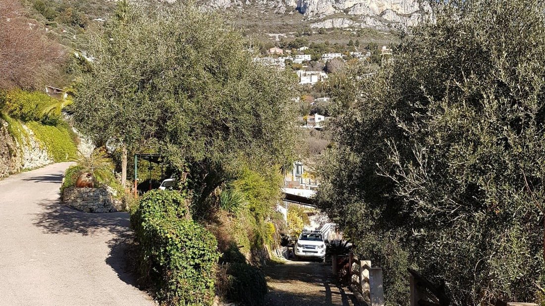 House in Èze, Provence-Alpes-Côte d'Azur, France 4 - 17371219