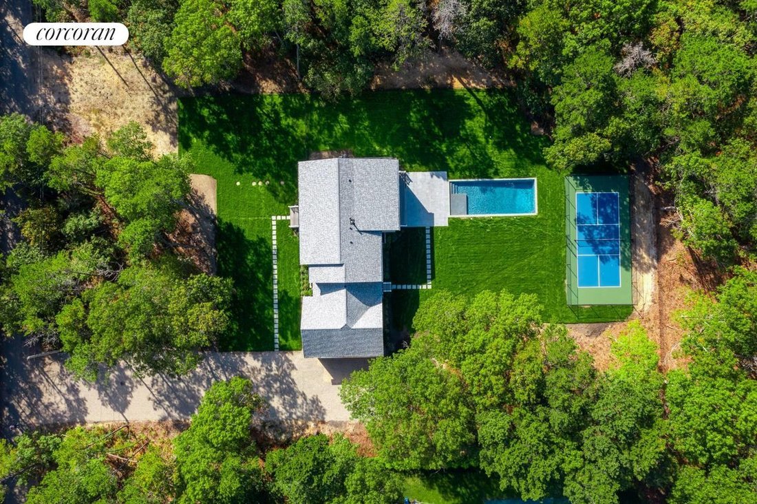 House in Quogue, New York, United States 2 - 16098750