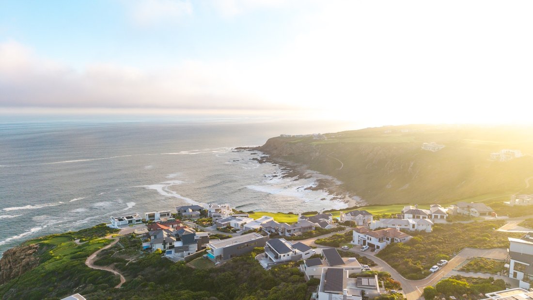 House in Mossel Bay, Western Cape, South Africa 4 - 17730656