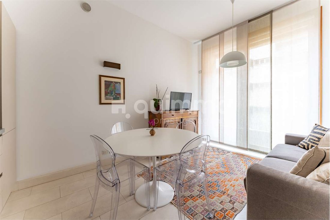 Apartment in Garibaldi - Porta Venezia, Milan, Lombardy 2 - 17737526