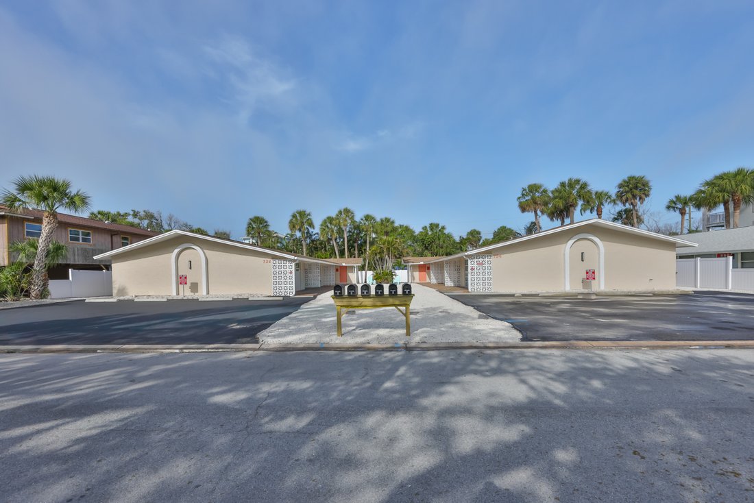 Apartment in Indian Shores, Florida, United States 1 - 17736792