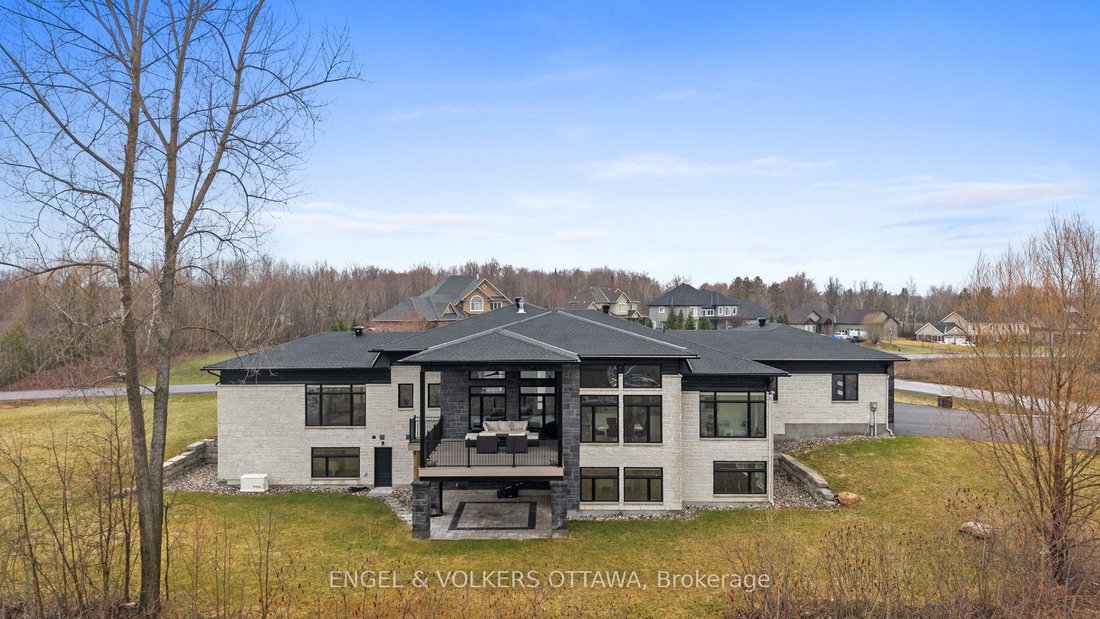 House in Ottawa, Ontario, Canada 2 - 17738861