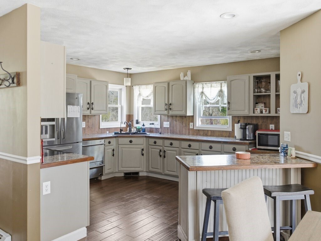 House in Coventry, Rhode Island, United States 4 - 17737188