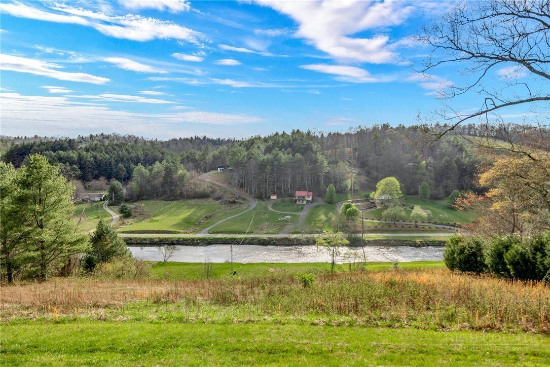 House in West Jefferson, North Carolina, United States 5 - 17737619