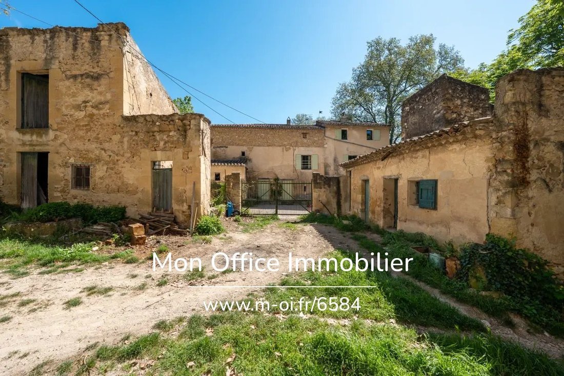 House in La Tour-d'Aigues, Provence-Alpes-Côte d'Azur, France 4 - 17737626