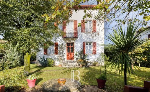 Casa a Ustaritz, Nuova Aquitania, Francia 1