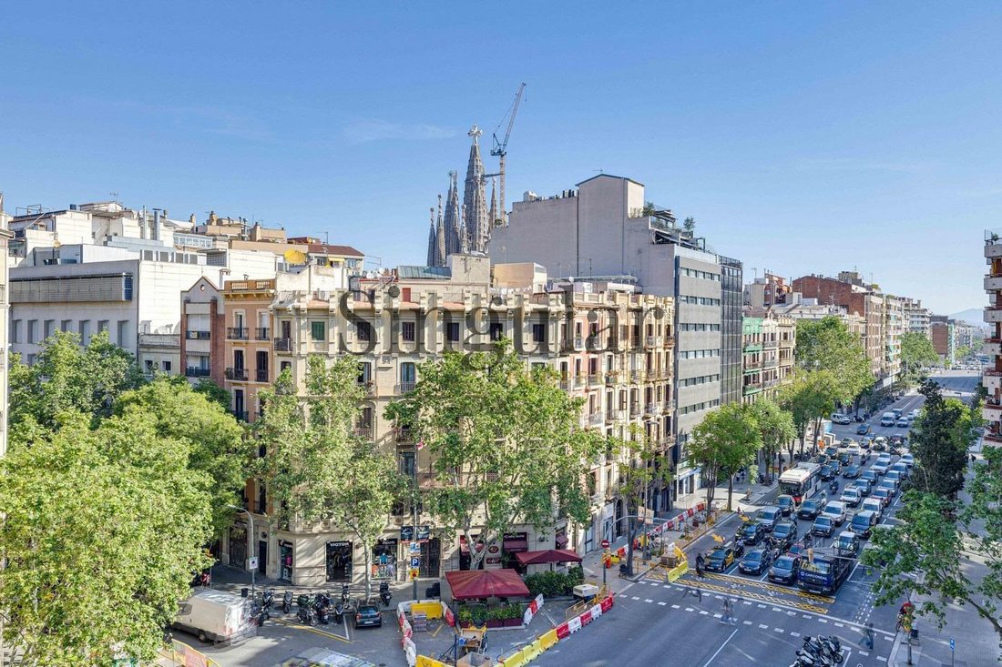 Apartment in Eixample, Barcelona, Spain 1 - 17737578