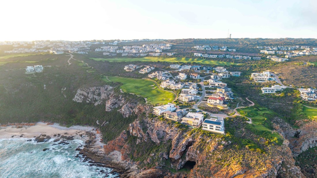 House in Mossel Bay, Western Cape, South Africa 5 - 17730656
