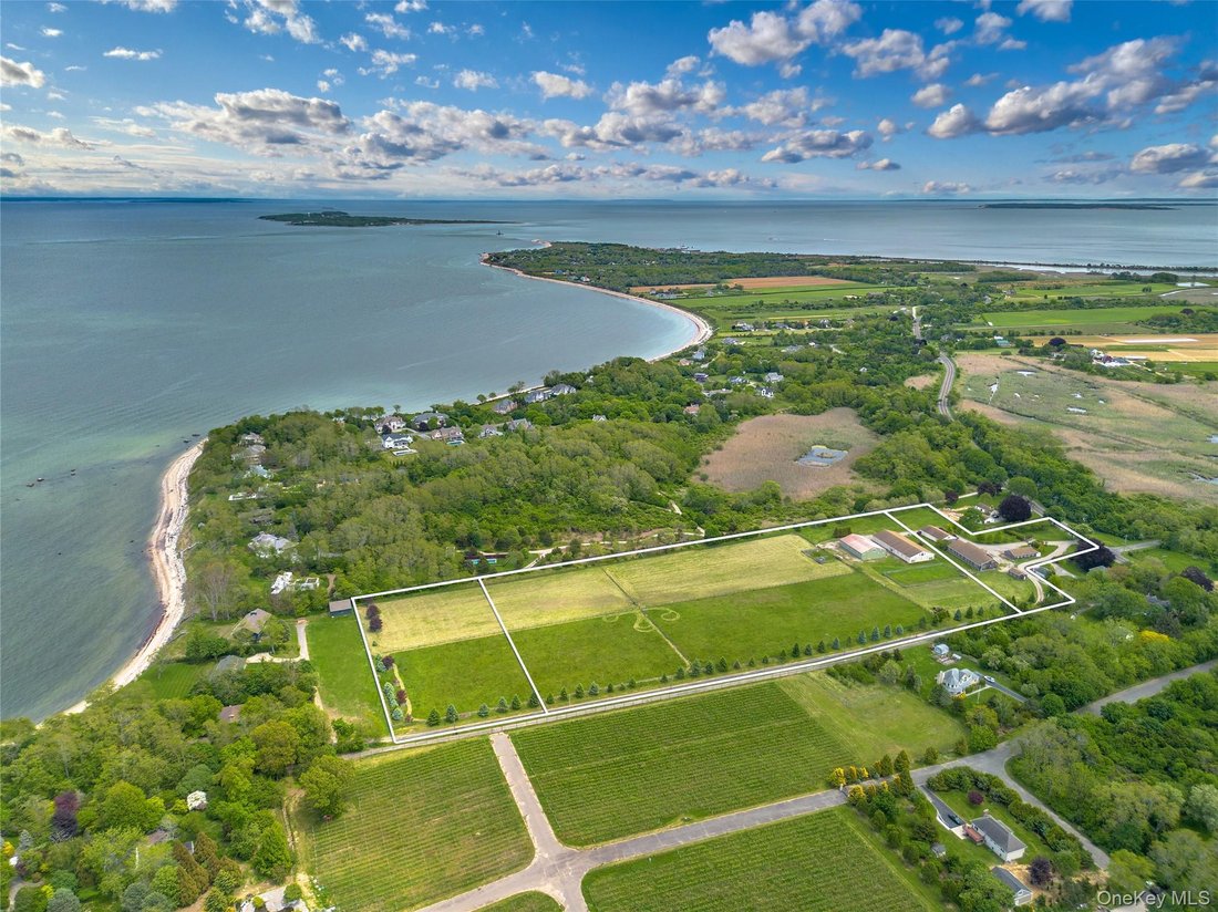 Orient, New York, United States 1 - 17735462