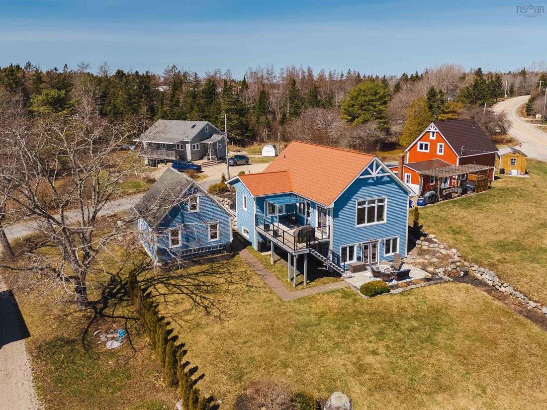 House in East River Point, Nova Scotia, Canada 1 - 17738867