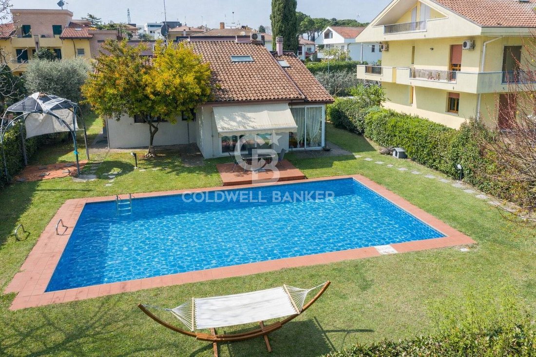 Villa in Coriano, Emilia-Romagna, Italy 5 - 17739675