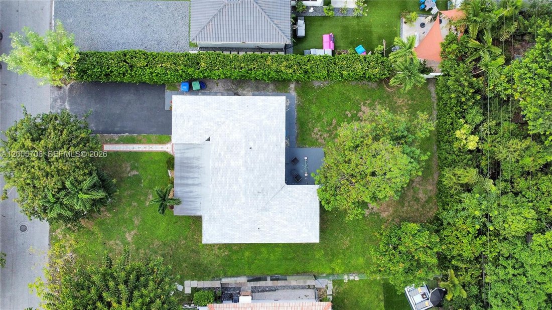 House in Miami, Florida, United States 2 - 17736342
