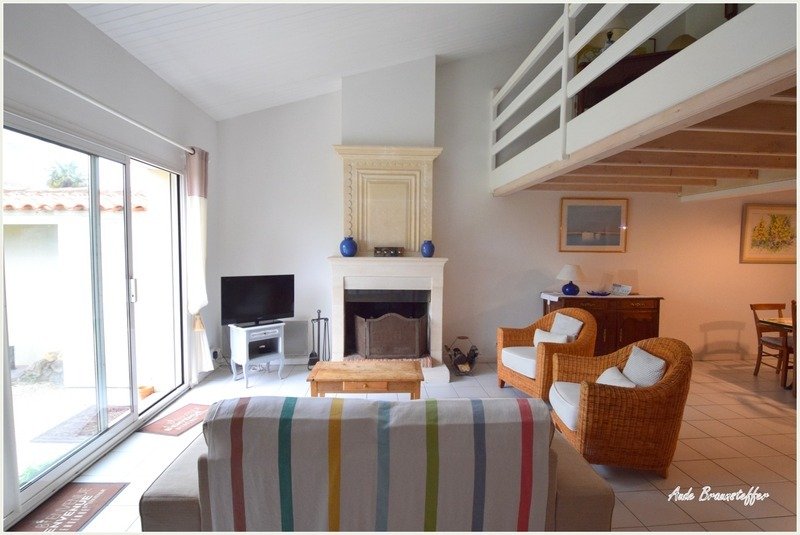 House in Saint-Martin-de-Ré, Nouvelle-Aquitaine, France 2 - 17735891