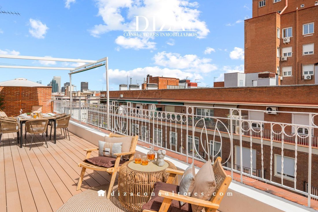 Penthouse in Chamberi, Madrid, Spain 3 - 17247999