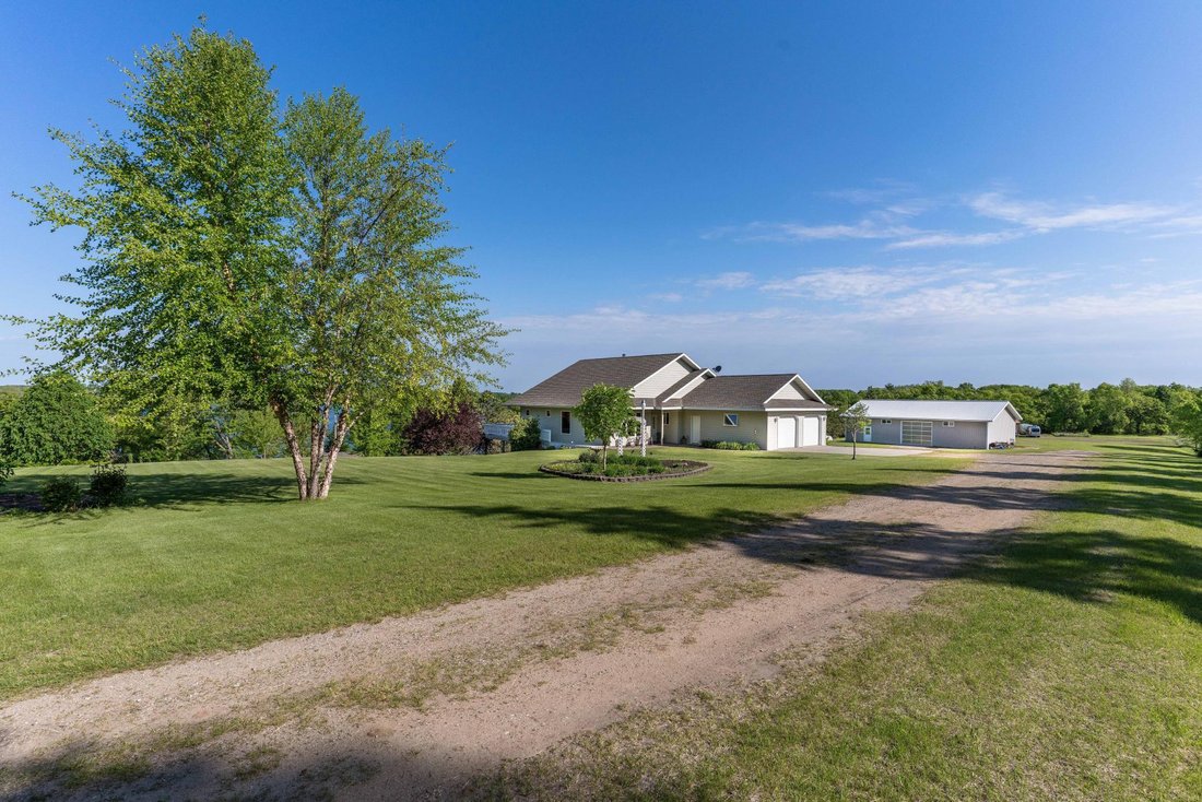 House in Battle Lake, Minnesota, United States 3 - 17736742