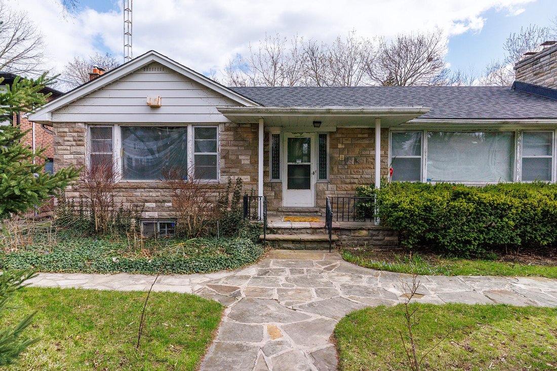 House in Toronto, Ontario, Canada 3 - 17736909