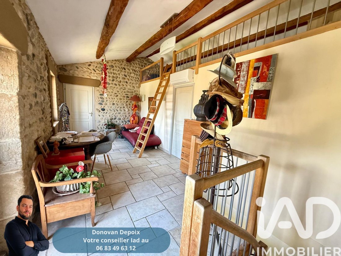 House in Pont-de-l'Isere, Auvergne-Rhône-Alpes, France 1 - 17657856
