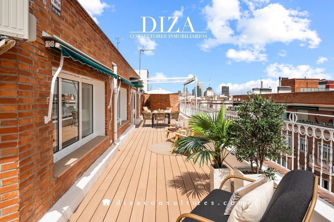 Penthouse in Chamberi, Madrid, Spain 2 - 17247999